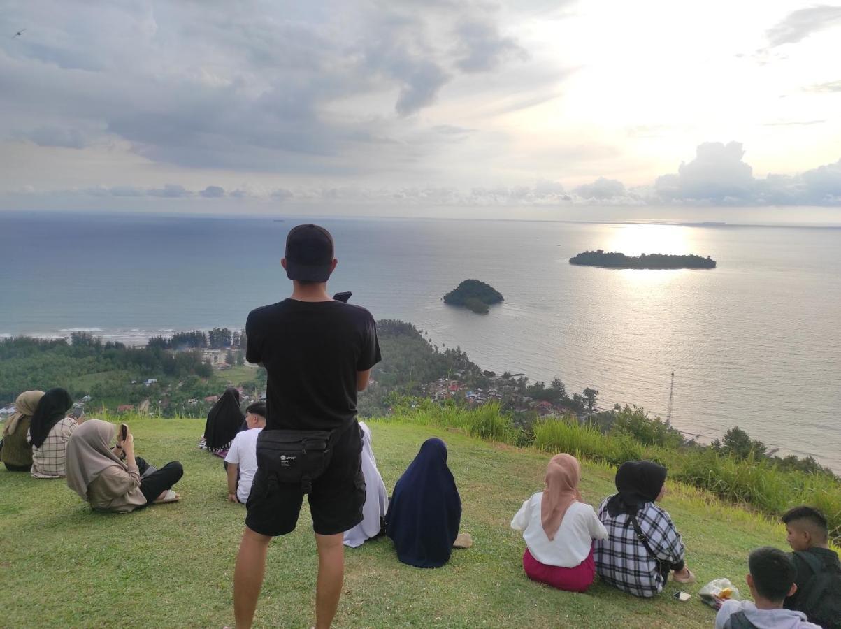 Taluk BatungAir Manis Secret Surfcampアパートメント エクステリア 写真