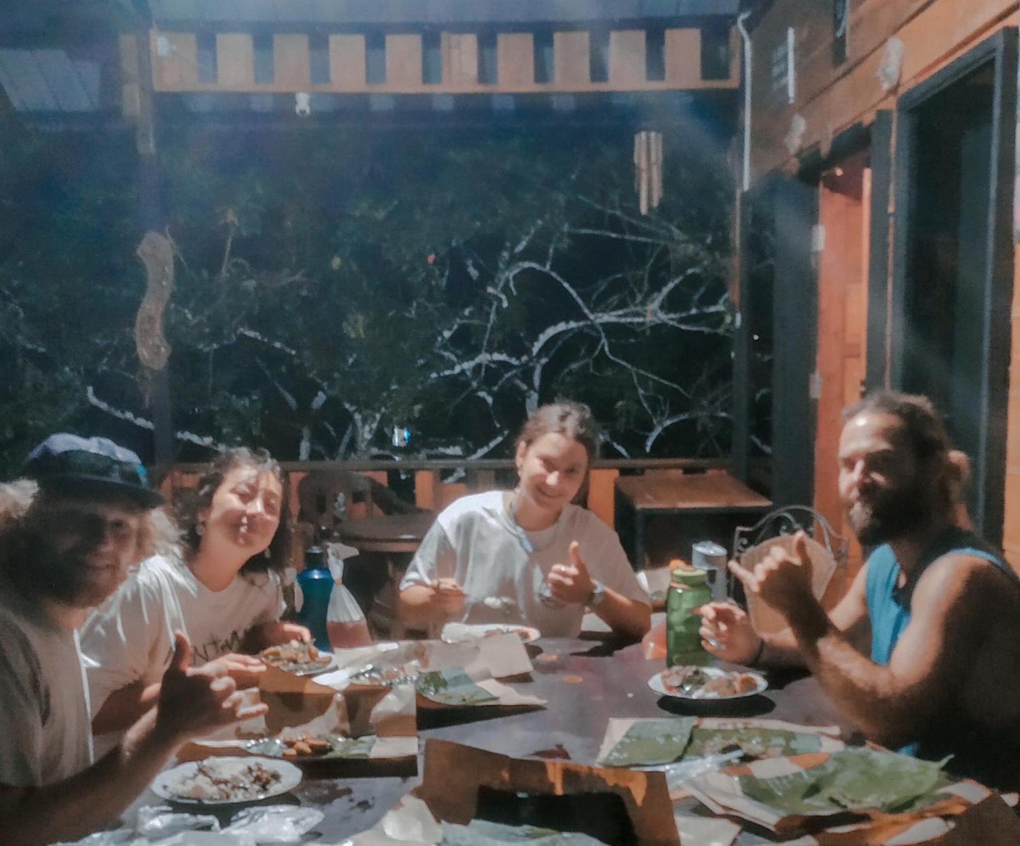 Taluk BatungAir Manis Secret Surfcampアパートメント エクステリア 写真