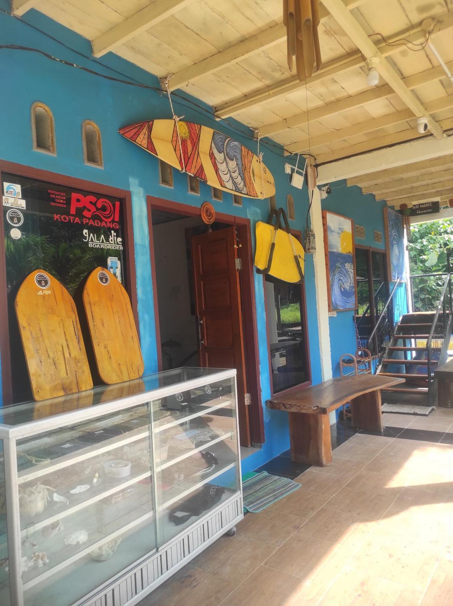 Taluk BatungAir Manis Secret Surfcampアパートメント エクステリア 写真