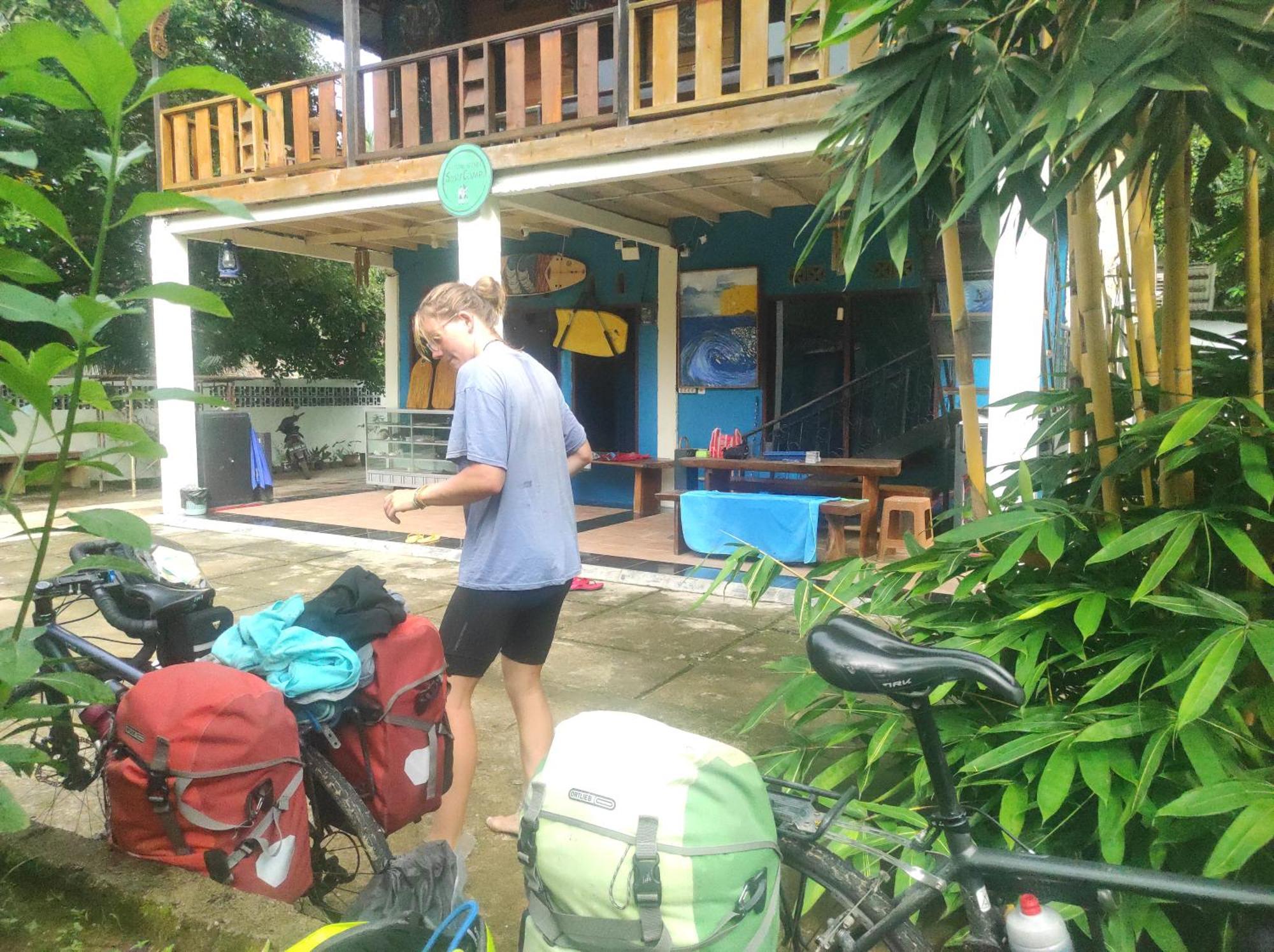 Taluk BatungAir Manis Secret Surfcampアパートメント エクステリア 写真