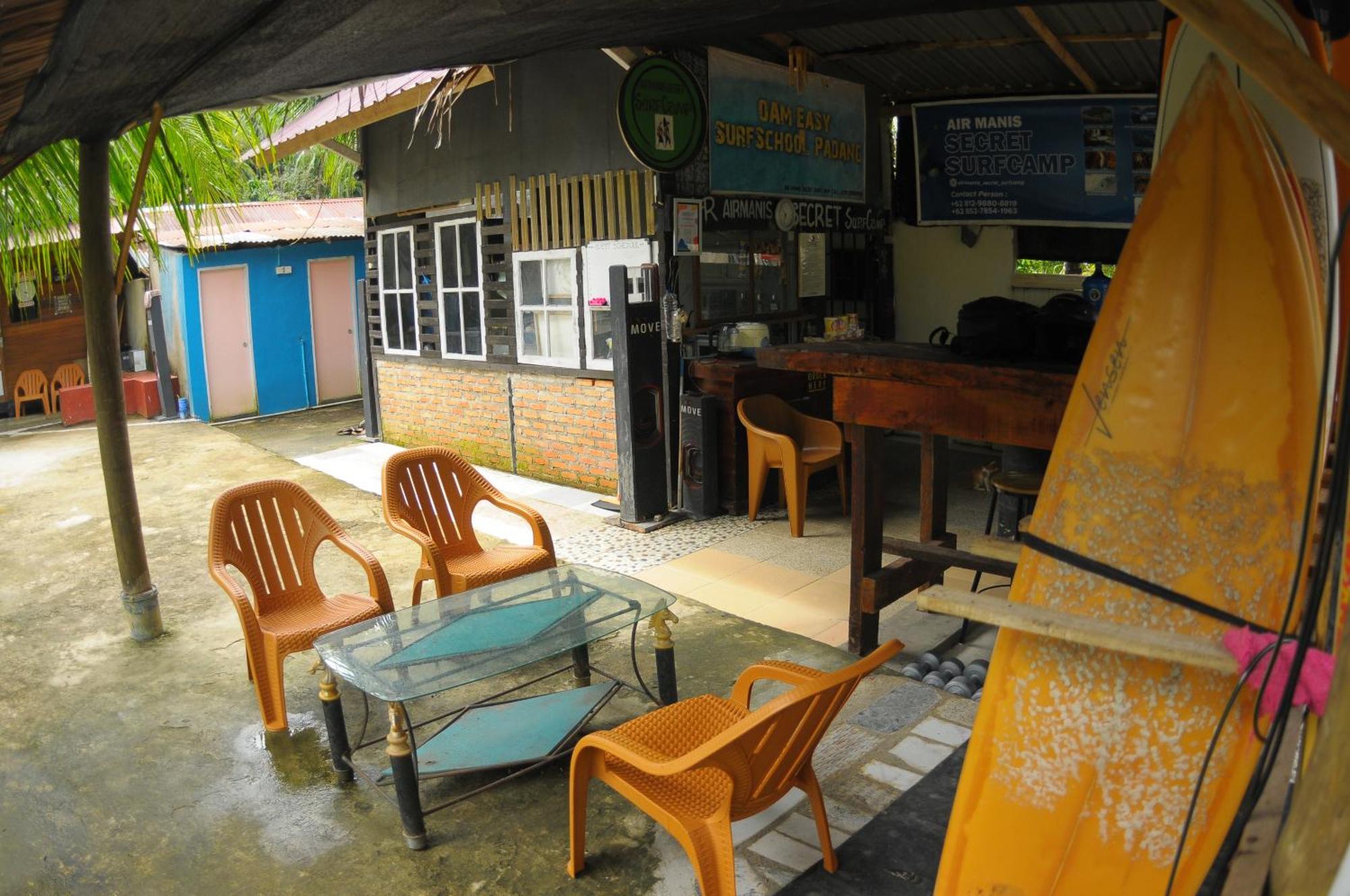 Taluk BatungAir Manis Secret Surfcampアパートメント エクステリア 写真